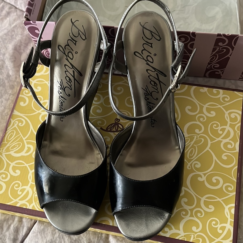 Brighton 4 inch wedges size 9.5 M